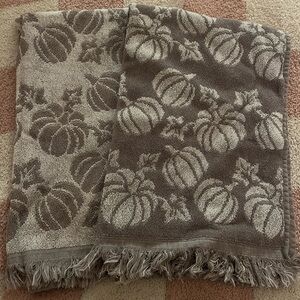 Decorative Fall Towels